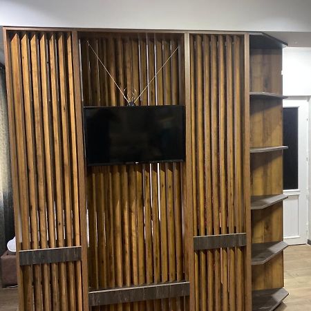 One Central Apartment Ереван Екстериор снимка