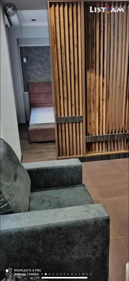 One Central Apartment Ереван Екстериор снимка